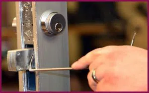 Ho Ho Kus NJ Locksmith Store Ho Ho Kus, NJ 201-992-4004 - 12-changing-locks